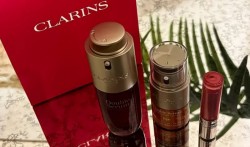 clarins-double-serum-review-worth-it-wrinkles-mature-skin